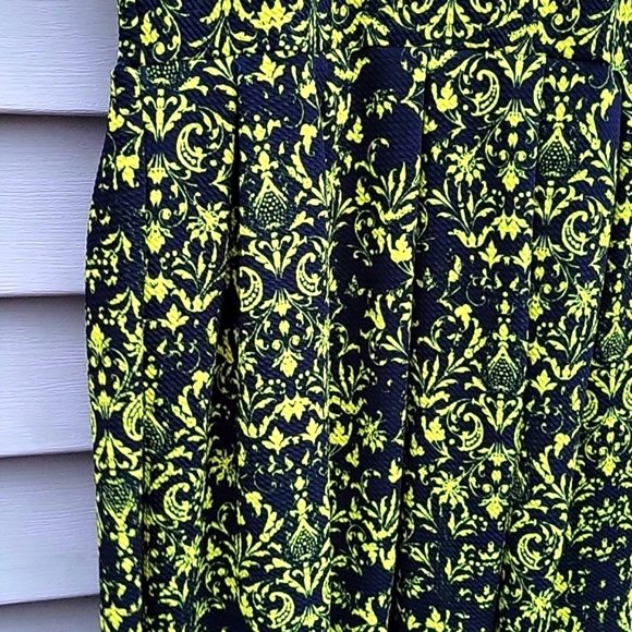 LULAROE AMELIA DRESS NWOT - Picture 3 of 16